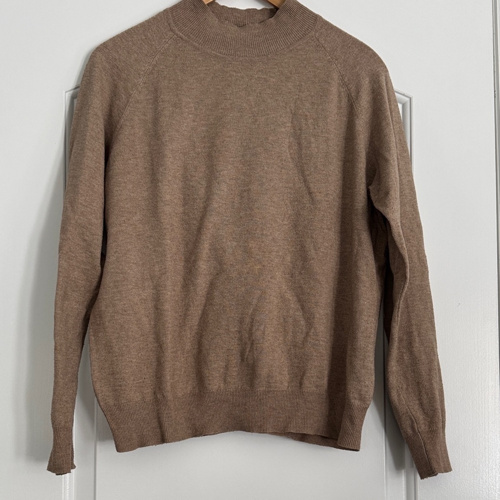 Primark Women’s Tan Crewneck Sweater Size Large